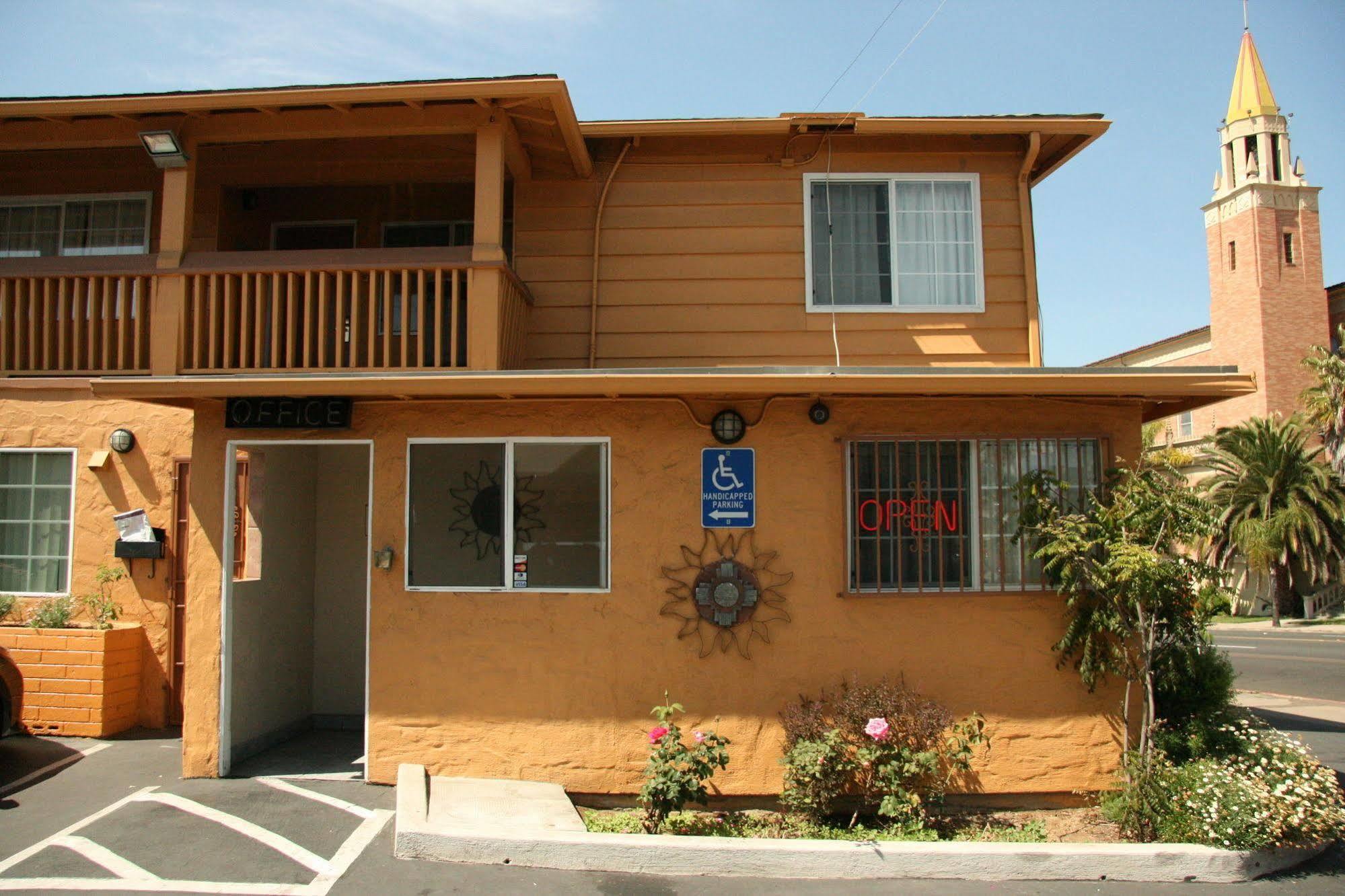 Navajo Lodge Lemon Grove Exterior photo